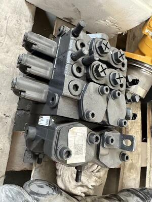 150602020002B Mehrwegeventil 	Sany Reachstacker-Teile